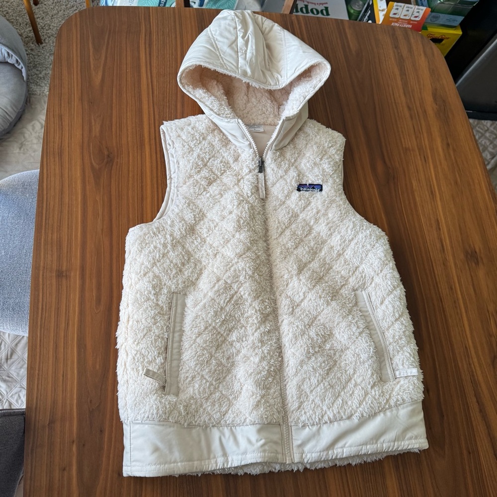 Patagonia Cream Fur Vest w/ Hood